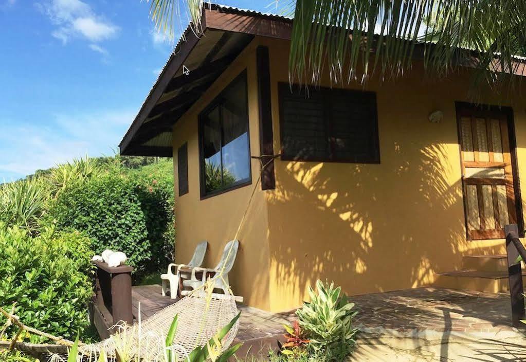 Casa Rosa Taytay Hotel Palawan Esterno foto