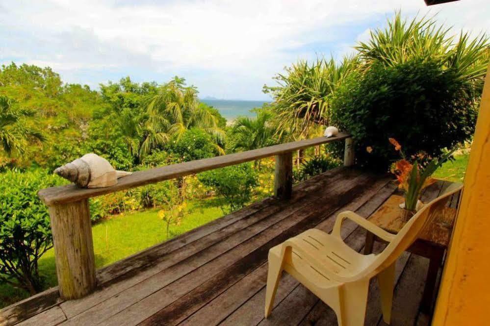 Casa Rosa Taytay Hotel Palawan Esterno foto
